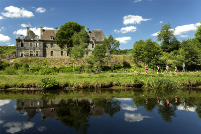 Abbaye-Bon-Repos-CREDIT-Yannick-Derennes Bon repos